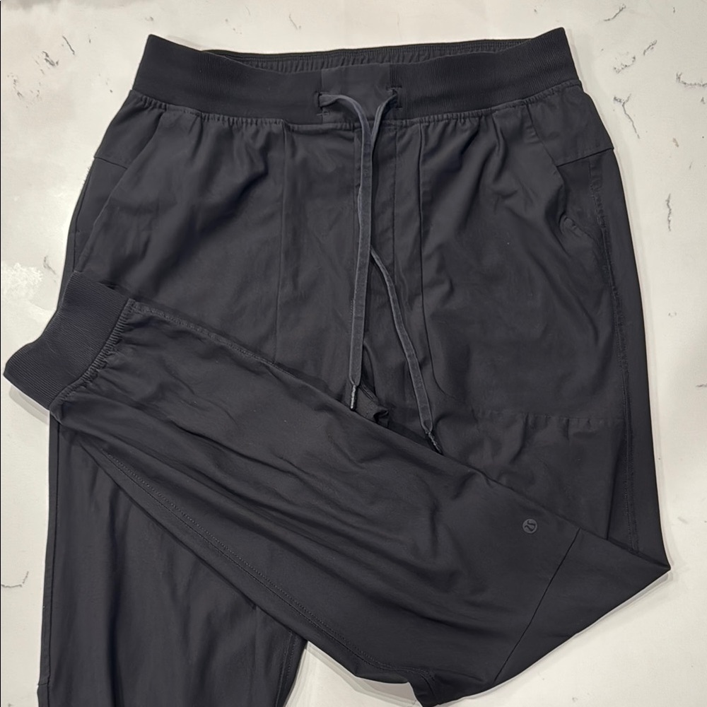 Black Sweatpants with Elastic Waistband and Relaxed Fit